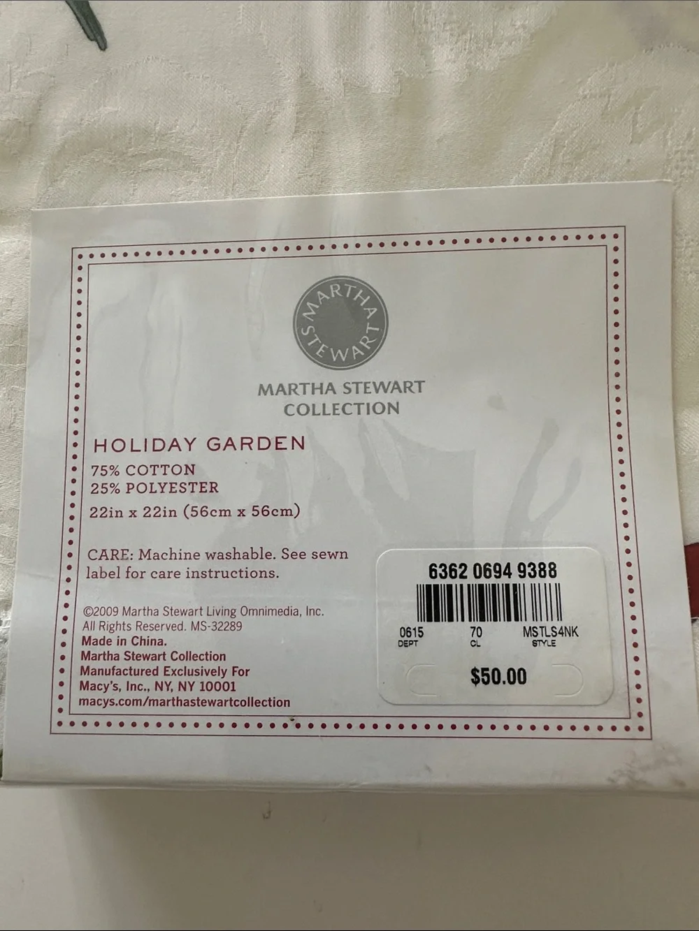 Martha Stewart White Napkins with Green Ivy and Red Berry Accent